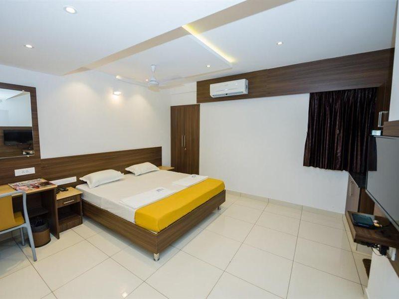 Hotel Karuna Residency Mangalúr Exteriér fotografie